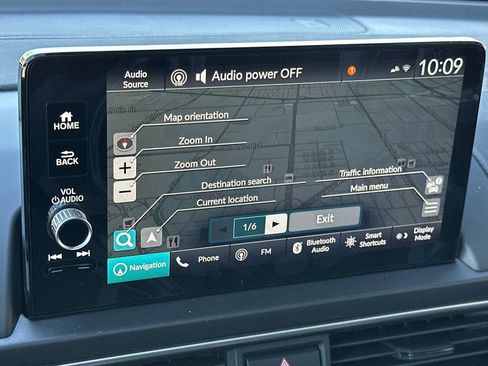 New 2025 Honda Pilot Touring image 24