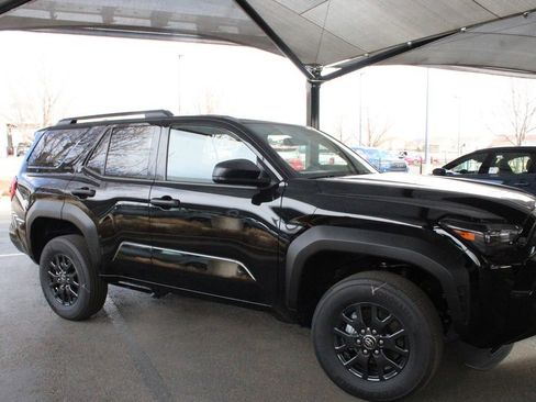 New 2026 Toyota 4Runner SR5 image 15