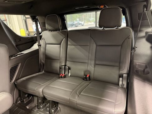 Used 2024 Chevrolet Tahoe Premier image 16