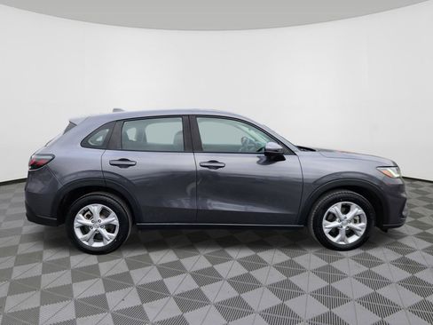 Certified 2023 Honda HR-V LX image 6