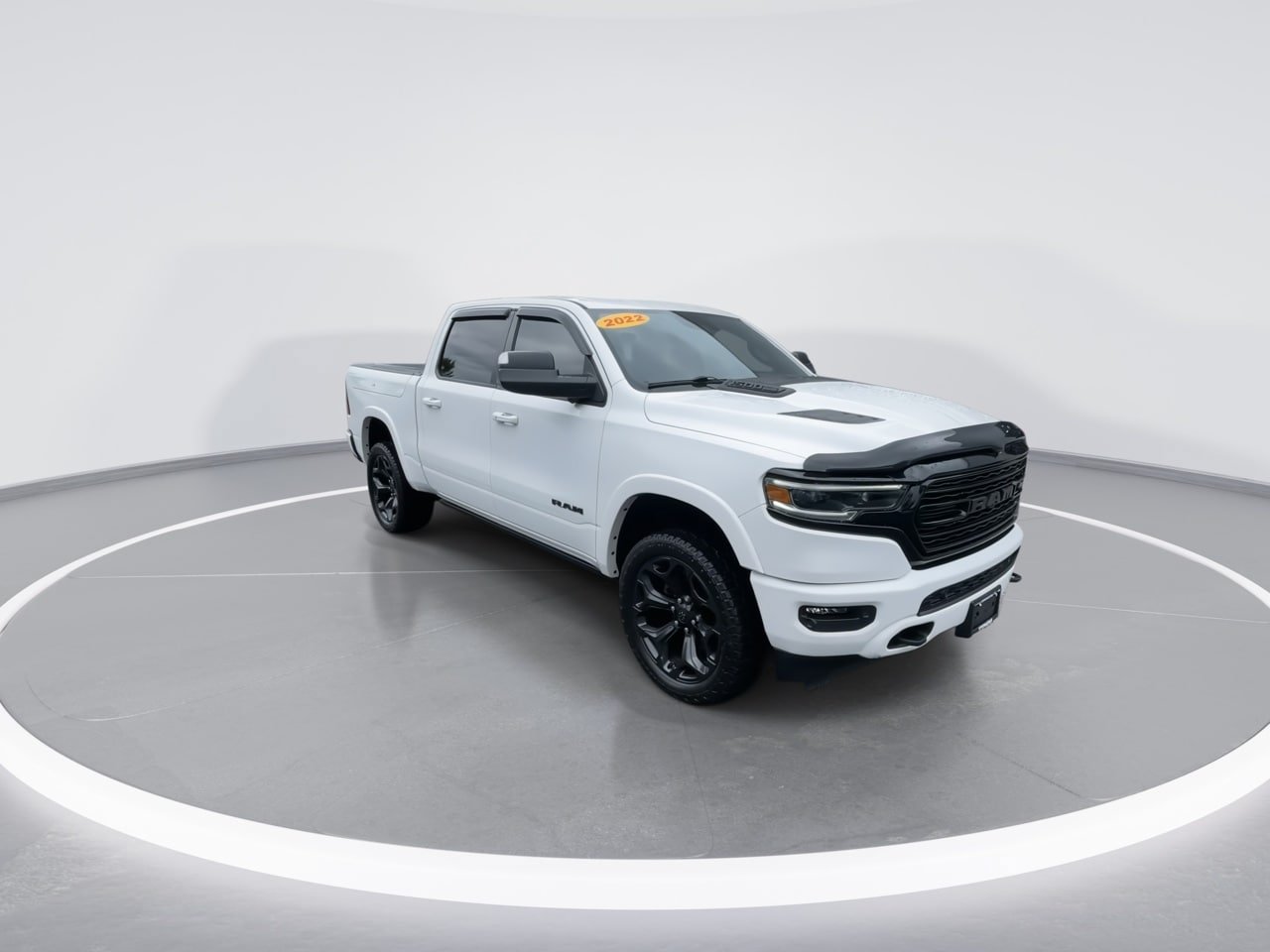 Used 2022 RAM 1500 Limited AWD/4WD image 2
