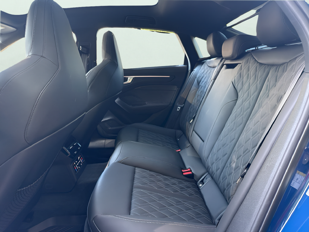 Certified 2026 Audi A6 Prestige AWD/4WD image 35