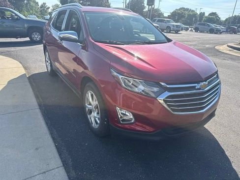 Used 2019 Chevrolet Equinox Premier FWD image 2