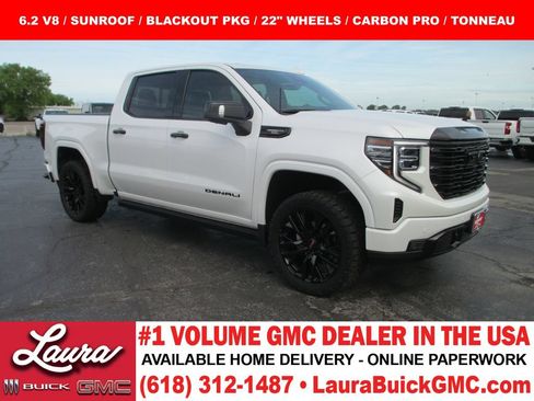 Used 2023 GMC Sierra 1500 Denali w/ Denali Reserve Package AWD/4WD image 1