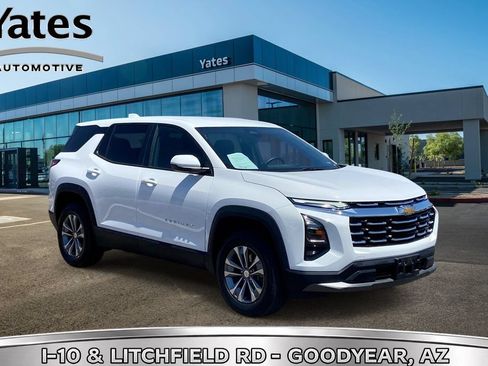 Used 2025 Chevrolet Equinox LT FWD image 1