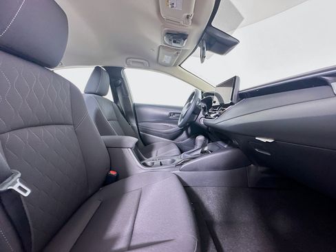 Used 2026 Toyota Corolla LE FWD image 29