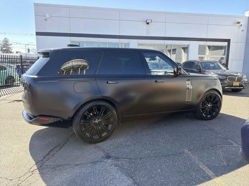 Used 2023 Land Rover Range Rover SE image 5