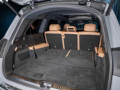 New 2026 Mercedes-Benz GLS 450 4MATIC image 7
