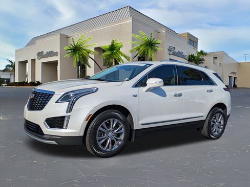Certified 2022 Cadillac XT5 Premium Luxury image 2