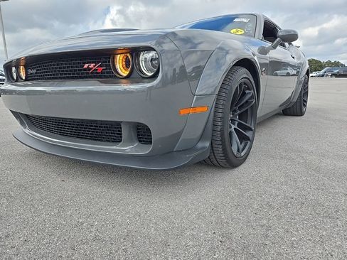 Used 2023 Dodge Challenger R/T Scat Pack image 3