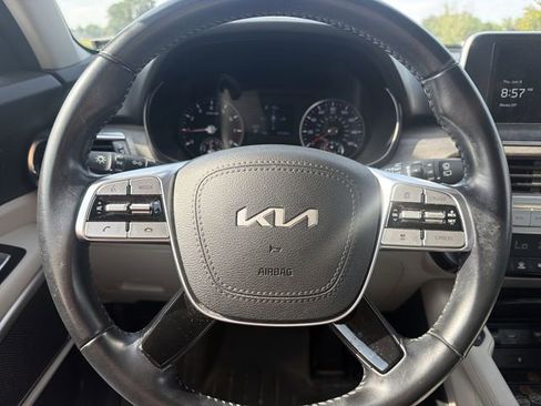Used 2022 Kia Telluride EX FWD image 24