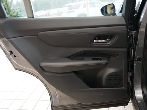 Used 2023 Nissan Ariya FWD image 47