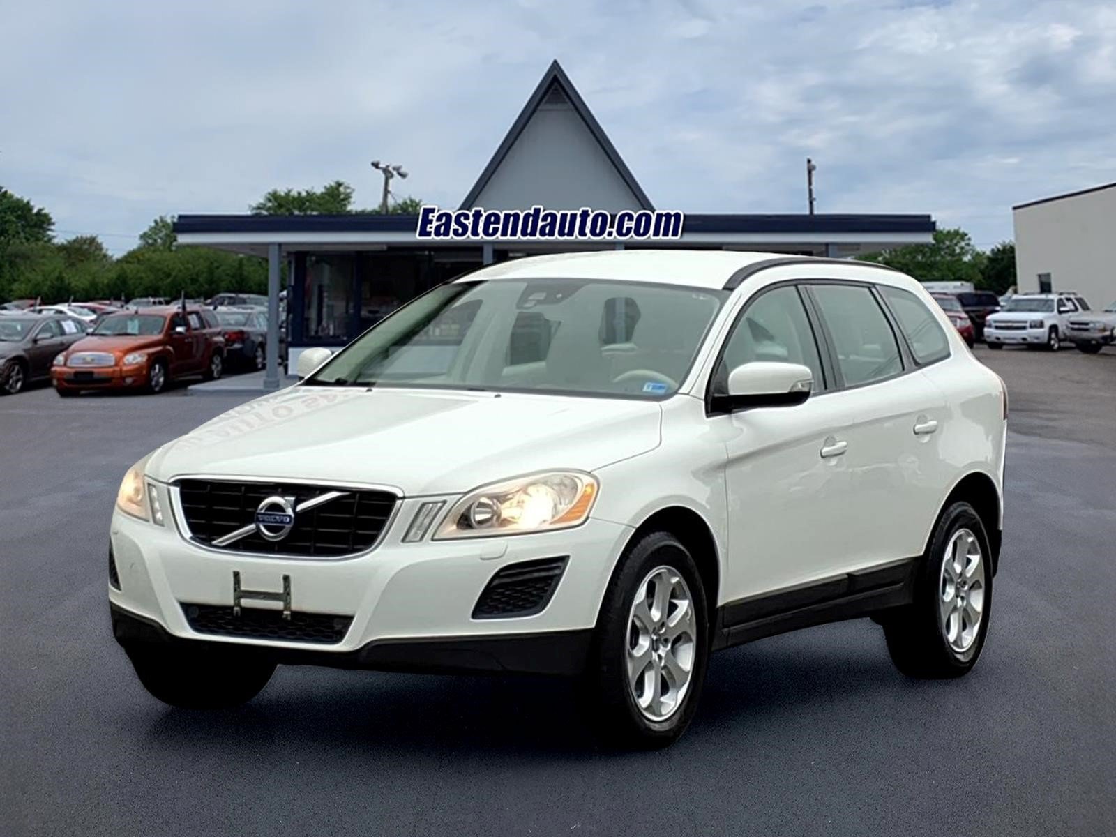 Used 2013 Volvo XC60 3.2 FWD image 1