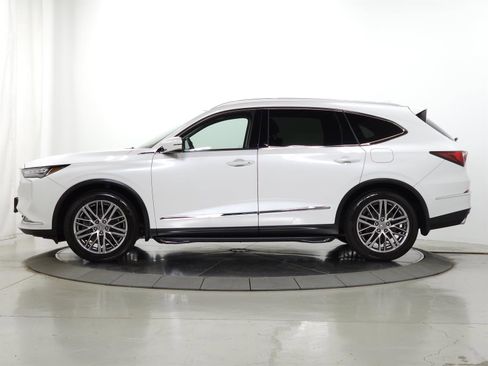 Used 2023 Acura MDX SH-AWD w/ Advance Package image 5