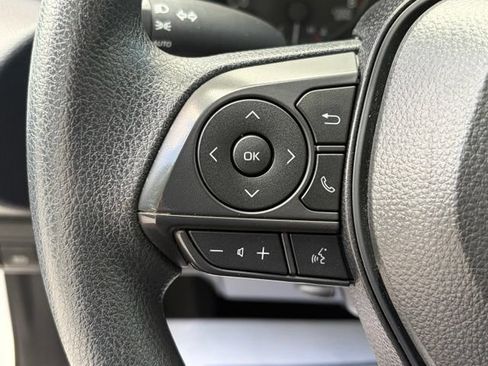 Used 2025 Toyota Corolla LE FWD image 16