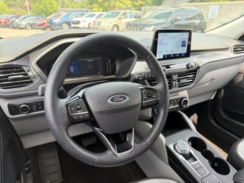 Used 2024 Ford Escape Active AWD/4WD image 17