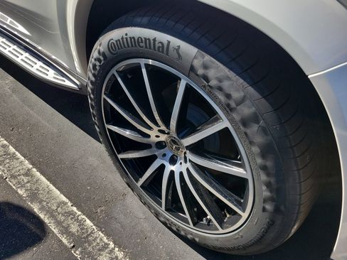 Certified 2023 Mercedes-Benz GLS 450 4MATIC image 5