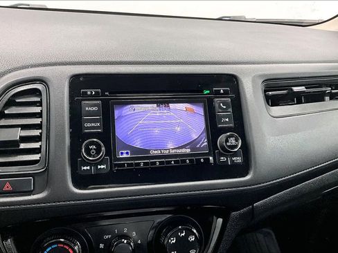 Used 2017 Honda HR-V LX image 29