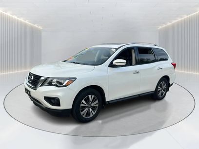 Used 2017 Nissan Pathfinder SL w/ SL Premium Package