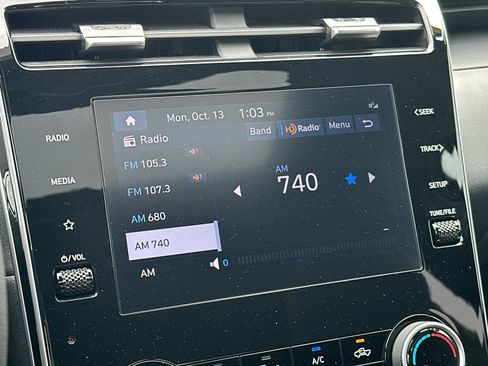 Used 2023 Hyundai Santa Cruz Night image 17