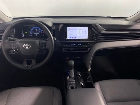 Used 2025 Toyota Camry LE w/ Convenience Package FWD image 24