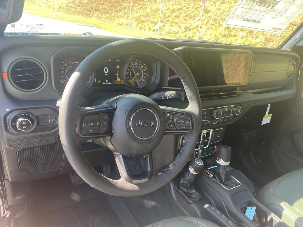 New 2026 Jeep Gladiator Mojave AWD/4WD image 11