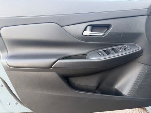 New 2026 Nissan Sentra SV w/ SV Convenience Package FWD image 10