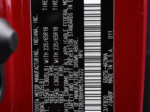 Used 2021 Toyota Highlander LE image 47