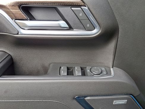 Used 2025 Chevrolet Silverado 1500 LT Trail Boss w/ LT Trail Boss Premium Package image 12