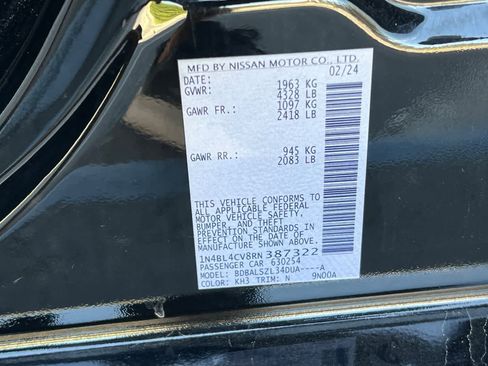 Used 2024 Nissan Altima 2.5 SR FWD image 36