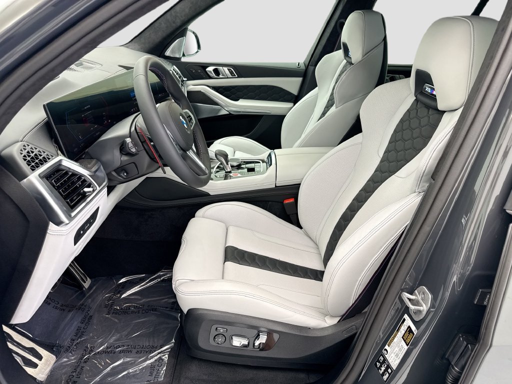 New 2026 BMW X5 M Competition w/ Executive Package AWD/4WD image 18