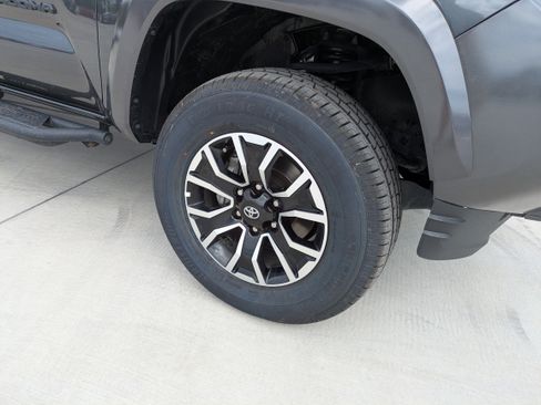 Certified 2023 Toyota Tacoma TRD Sport image 10