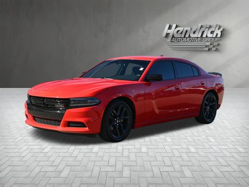 Used 2023 Dodge Charger SXT w/ Blacktop Package image 8