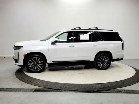 Used 2023 Cadillac Escalade Sport image 4