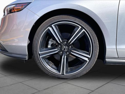 Used 2024 Honda Accord Sport image 10