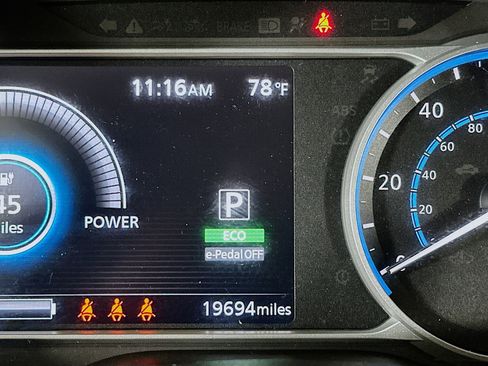 Used 2024 Nissan Leaf S FWD image 19