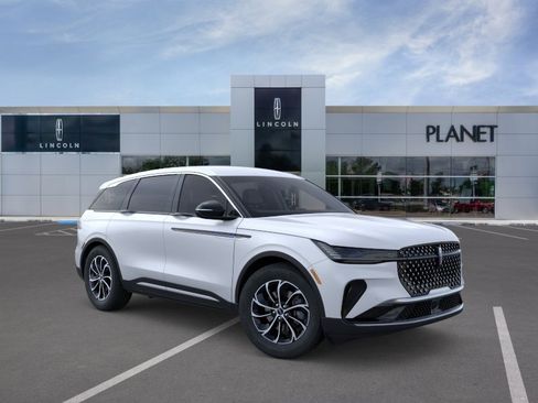 New 2026 Lincoln Nautilus Premier AWD/4WD image 7