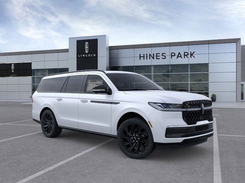 New 2025 Lincoln Navigator L Reserve w/ Jet Appearance Package image 7