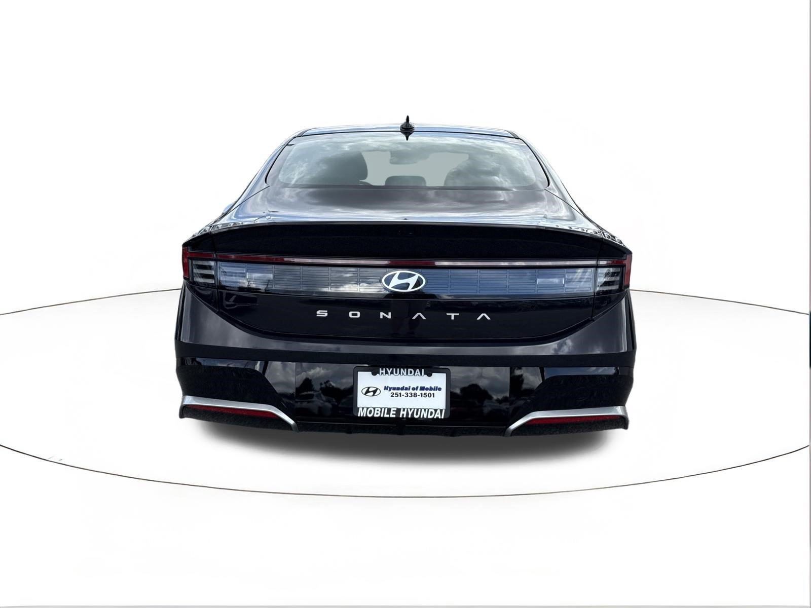 New 2026 Hyundai Sonata SEL FWD image 4