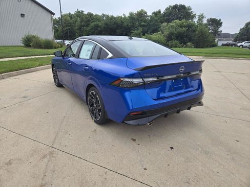 New 2026 Nissan Sentra SR w/ SR Premium Package FWD image 6