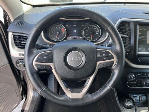 Used 2016 Jeep Cherokee Limited AWD/4WD image 25