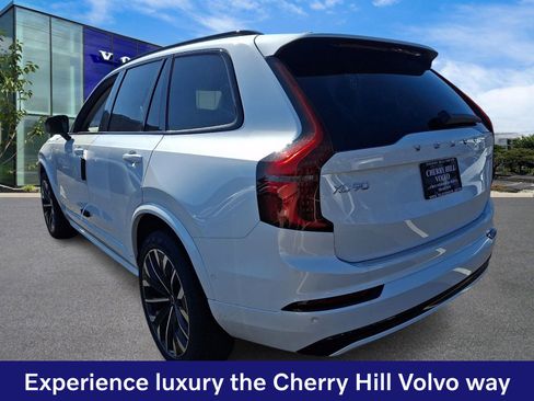 New 2026 Volvo XC90 T8 Ultra w/ Protection Package Premier AWD/4WD image 3
