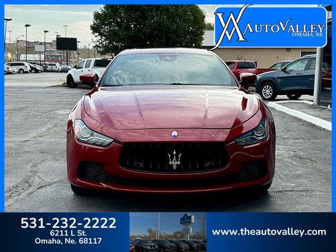 Used 2017 Maserati Ghibli S Q4 AWD/4WD image 2