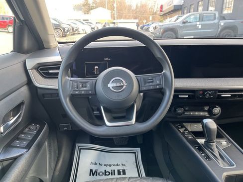 New 2026 Nissan Kicks SV AWD/4WD image 33