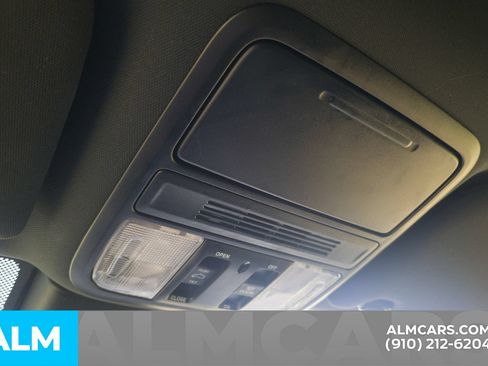 Used 2025 Honda Odyssey Sport-L image 31
