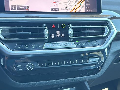 Certified 2024 BMW X3 xDrive30i w/ Premium Package image 33