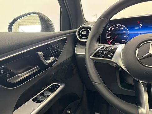 Certified 2026 Mercedes-Benz GLC 300 image 22