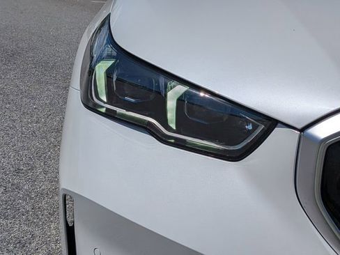 New 2026 BMW 530i RWD image 10