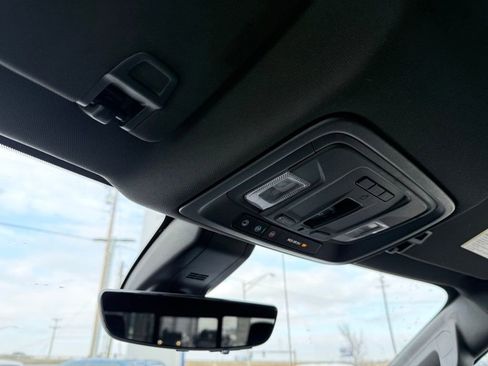 Used 2020 Chevrolet Silverado 1500 High Country w/ Technology Package image 20