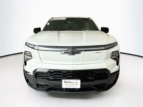 New 2025 Chevrolet Silverado EV RST AWD/4WD image 2
